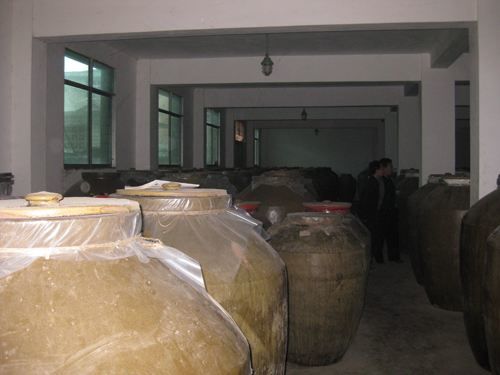 為什么有些白酒會(huì)“過期”，有些放十年都不會(huì)！